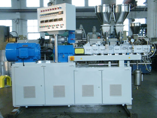 China Laborstufe-Doppelschneckenextruder, Laborextruder-Maschine 5-10kg/hr fournisseur